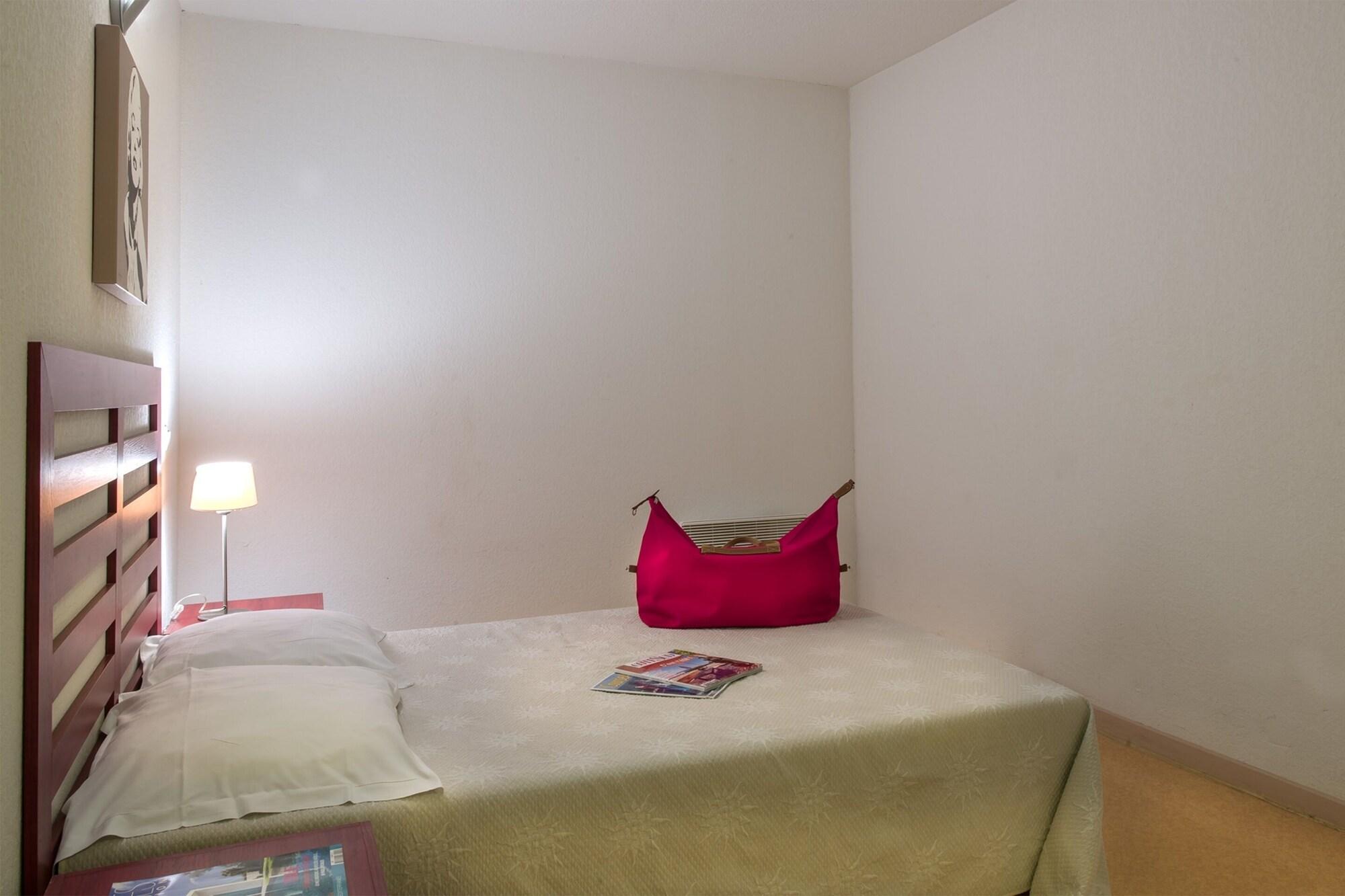 Vacanceole - Residence Le Saint Clair アグド エクステリア 写真